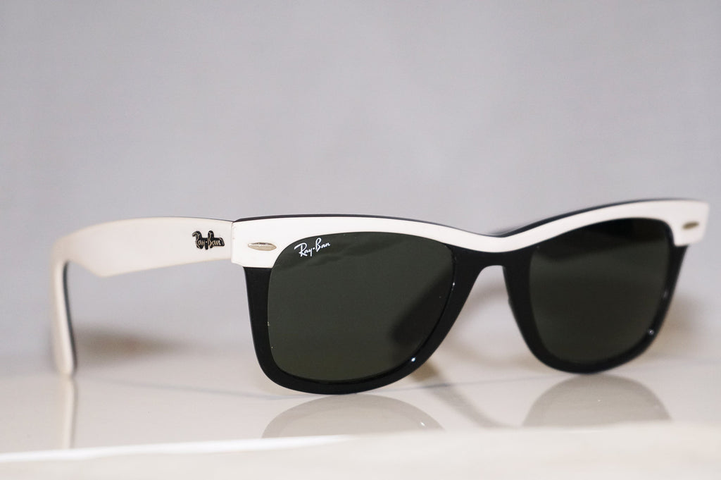 RAY-BAN Mens Designer Sunglasses White Wayfarer II RB 2143 956 16583